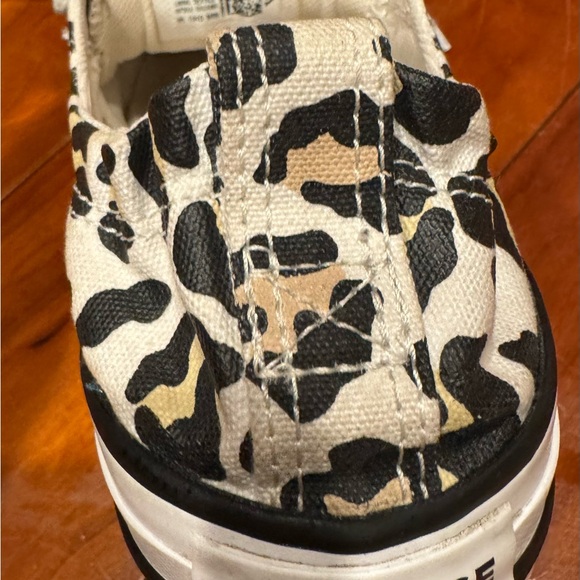 Converse All Star Chuck Taylor Leopard Print Shoes - Picture 6 of 9